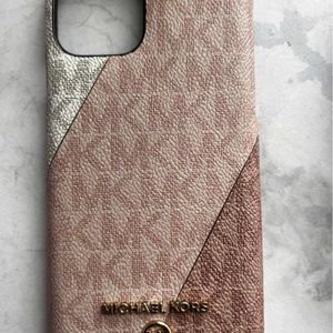 Michael Kors 11 pro case